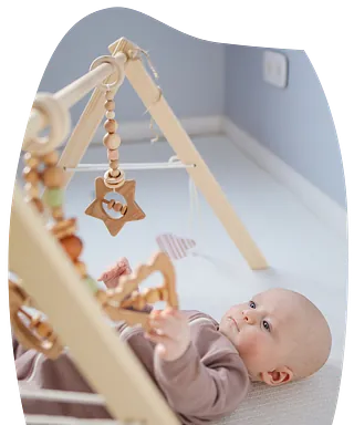 des enfants jouent